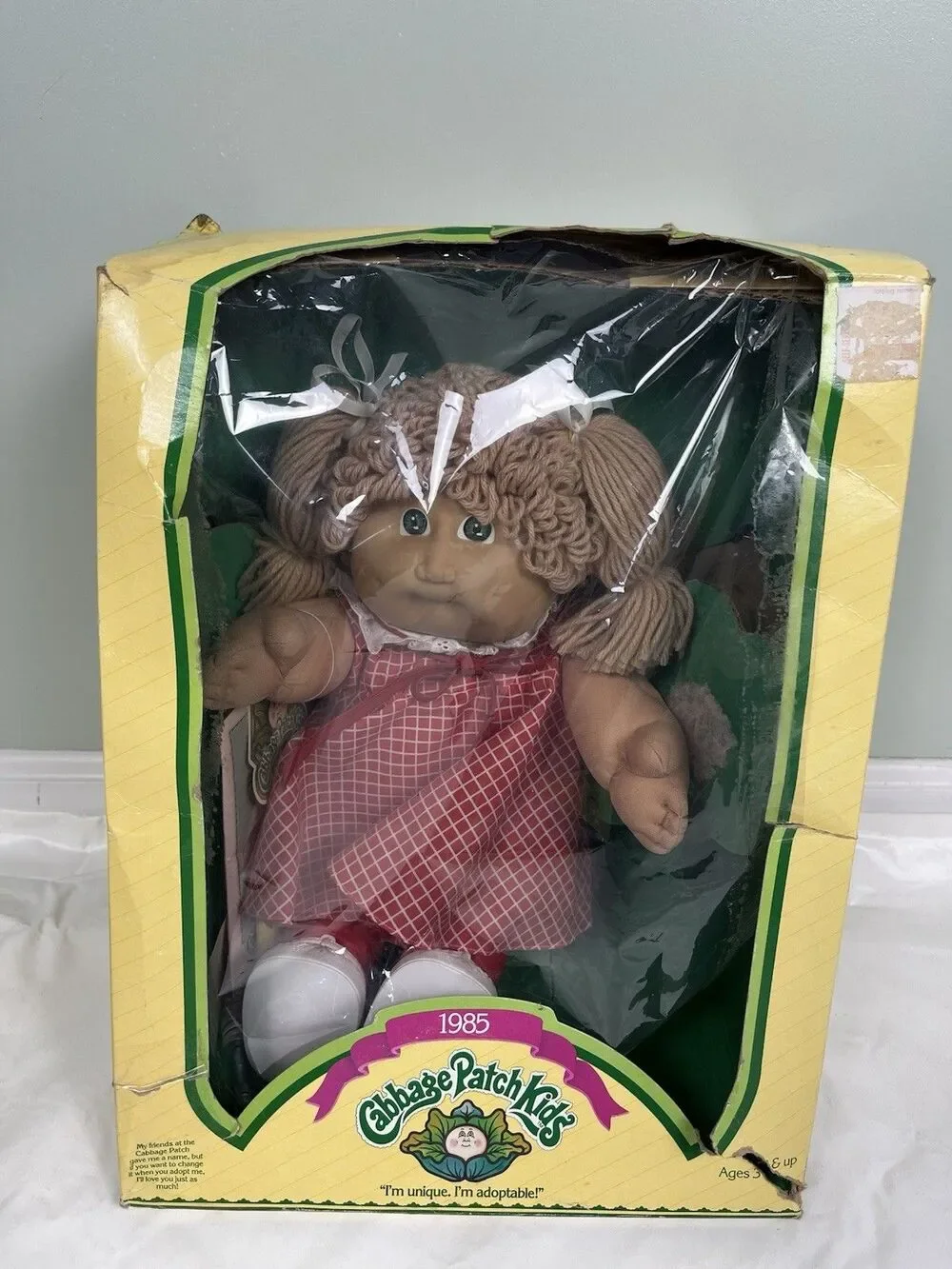 VTG 1985‎ Cabbage Patch Kids Karbel Lori Green Eyes NRFB Birth Cert Box Damage
